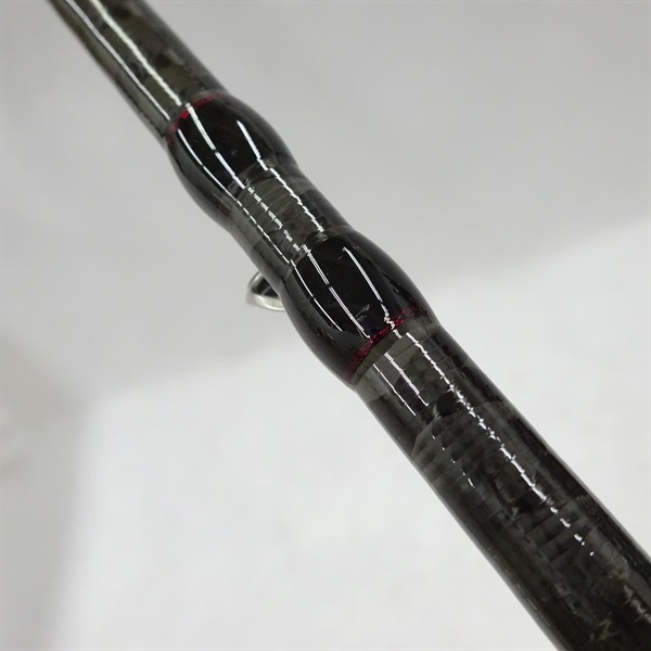 ２４ハードロッカーＢＢＢ８１０ＭＨ